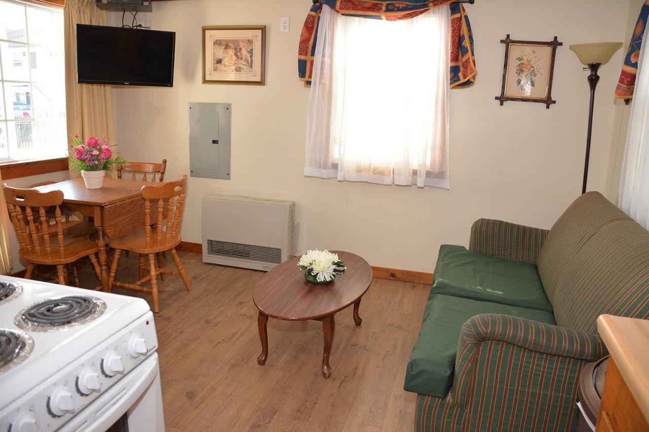 Little Miss Cottages Олд Орчард Бийч Екстериор снимка